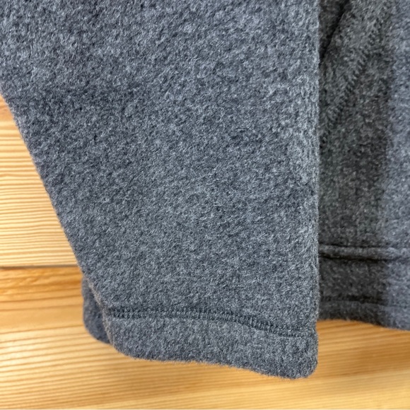 Disney Mickey Mouse Fleece Pullover XL Hoodie Embroidered Kangaroo Pouch B87 - Picture 7 of 11